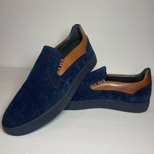 Robert Graham PLANETARY Slip-On Sneaker in Navy Blue Embossed skulls size 8